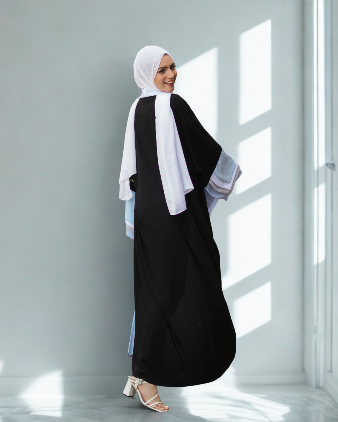 Sea Waves Open Abaya