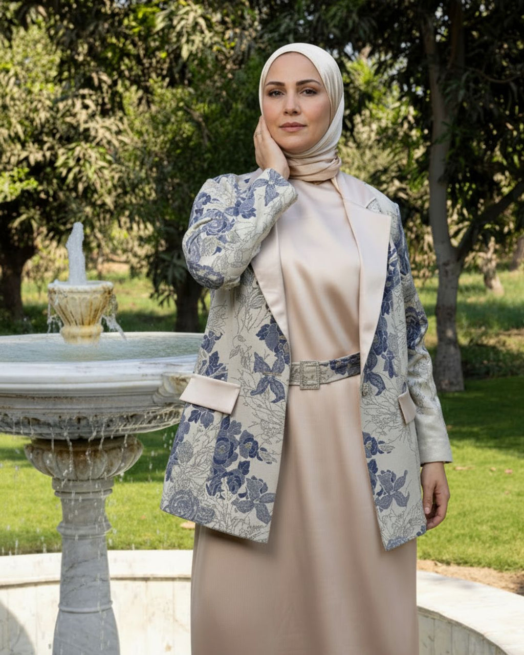 طقم سواريه الساتان