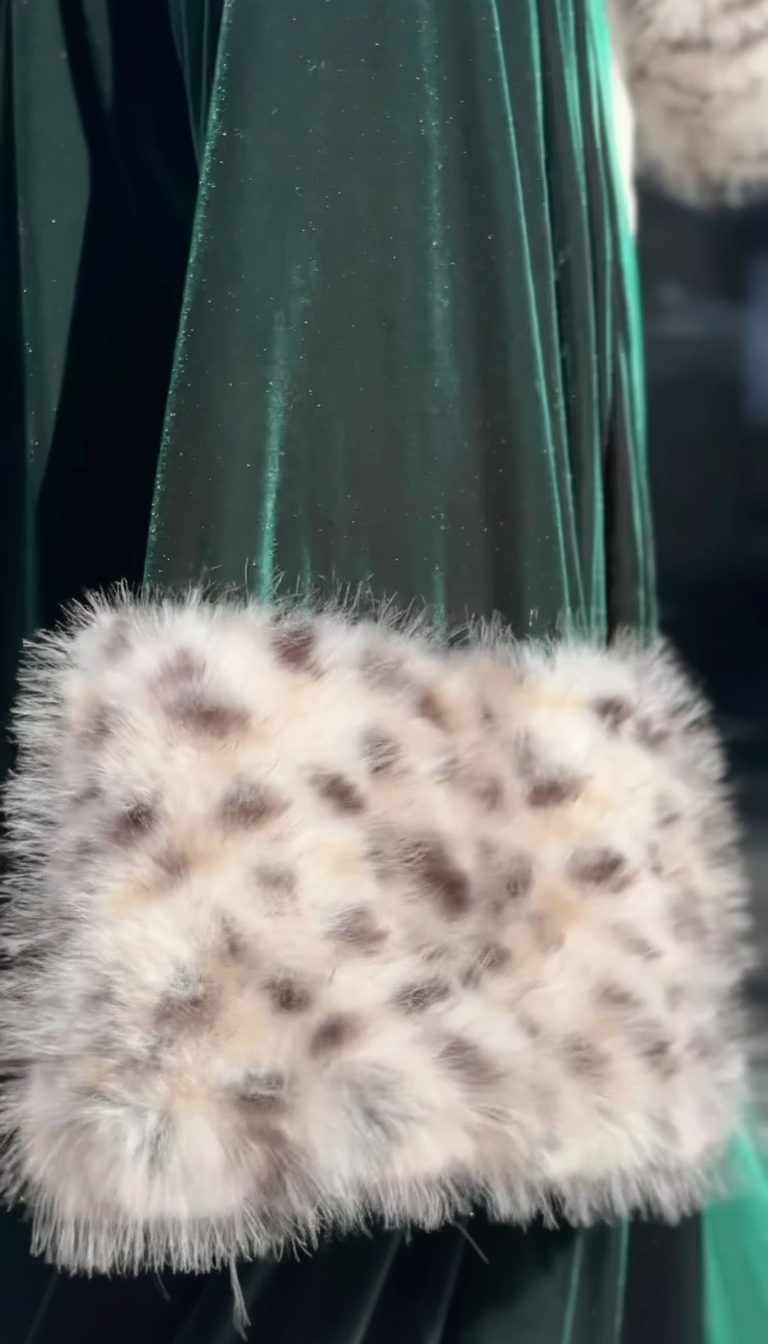 The Emerald Velvet Abaya