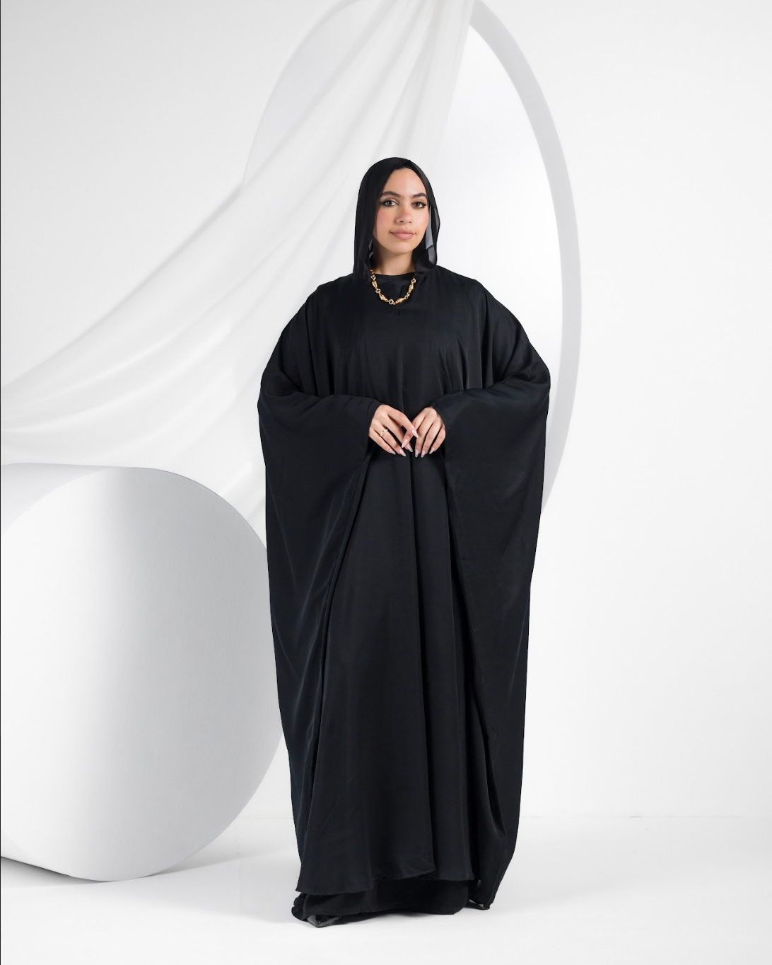 Wide Shoulder Abaya