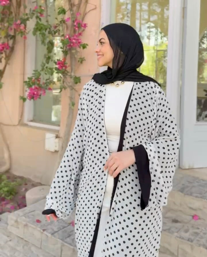 Polka Dots Double Face Abaya – Black & White
